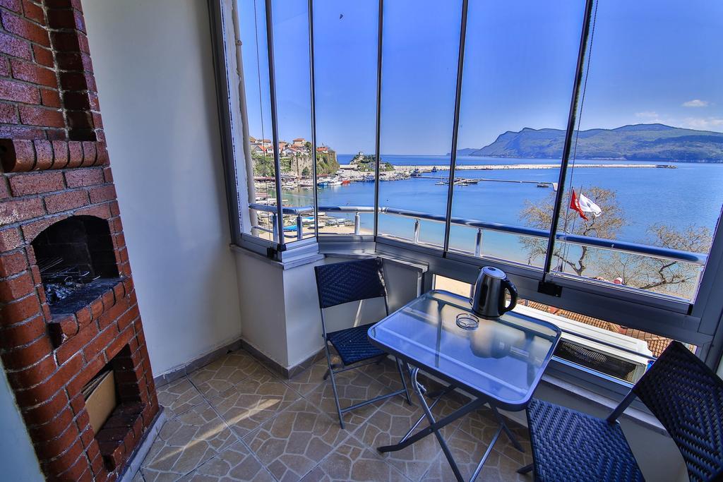 Ay Isigi Pansiyon Amasra Exteriér fotografie
